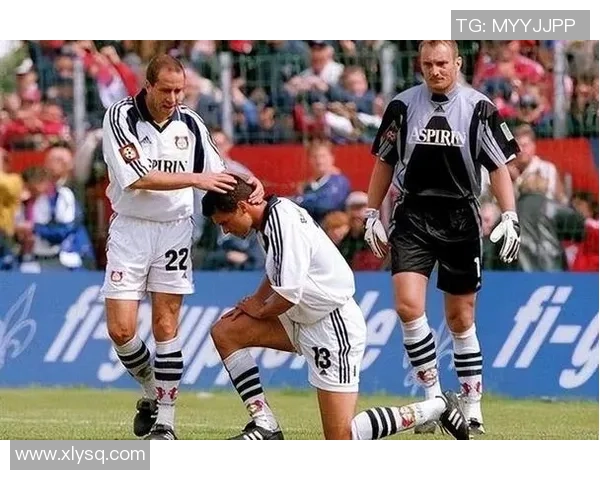 80后足球明星告别赛场回顾青春岁月与辉煌成就 80后足球明星告别赛场回顾青春岁月与辉煌成就