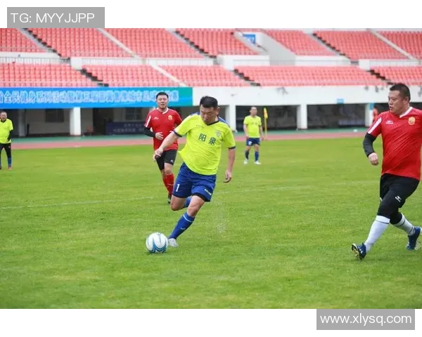 足球明星曾诚发型解析及其对球迷时尚潮流的影响