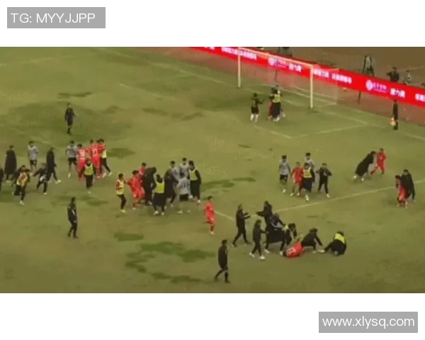 足球起哄背后的真相与影响探讨如何看待这项运动中的争议与热情